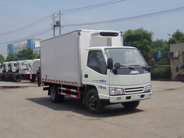江特牌JDF5040XLCJ4型冷藏车