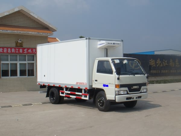 江特牌JDF5060XLCJ型冷藏车