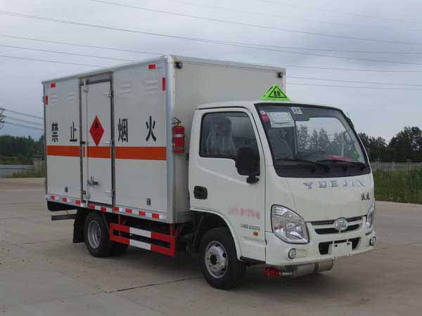 江特牌JDF5030XRQSH5型易燃气体厢式运输车