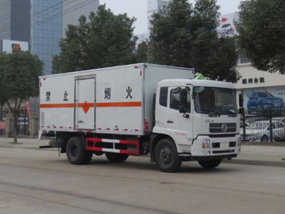 江特牌JDF5170XQYDFH5型爆破器材运输车