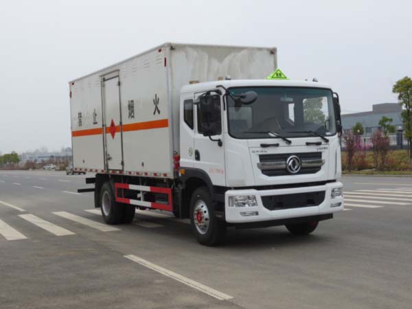 江特牌JDF5180XRQE5型易燃气体厢式运输车