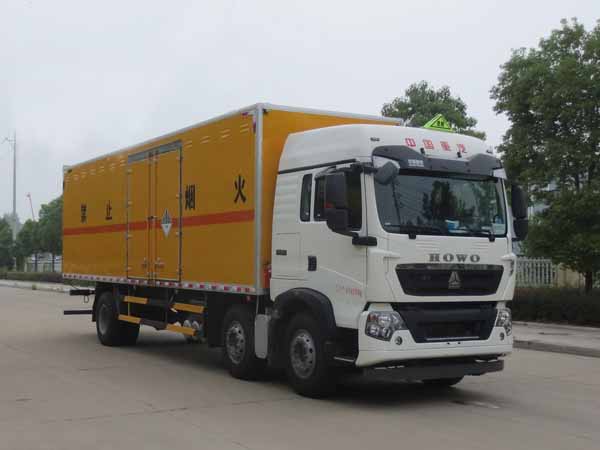 江特牌JDF5251XZWZ5型杂项危险物品厢式运输车