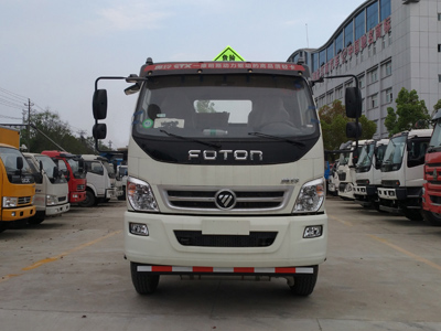 江特牌JDF5160XRYB5型易燃液体厢式运输车