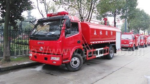 东风6.8方简易消防车